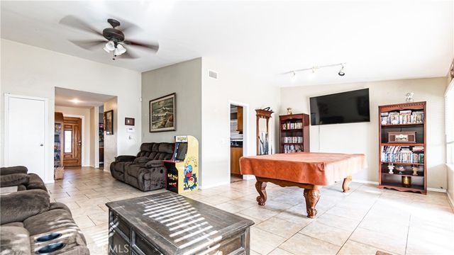 7820 Maria, Jurupa Valley, CA 92509