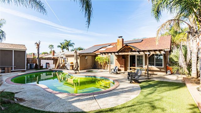 7820 Maria, Jurupa Valley, CA 92509