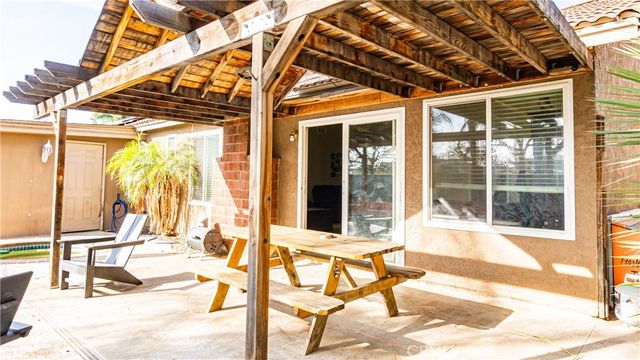 7820 Maria, Jurupa Valley, CA 92509