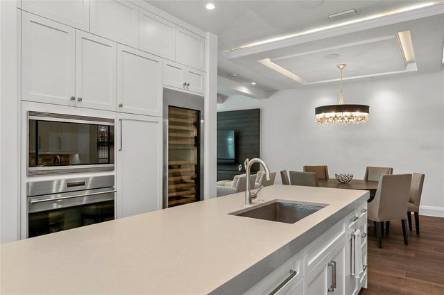 125 S INTERLACHEN AVENUE 1, Winter Park, FL 32789