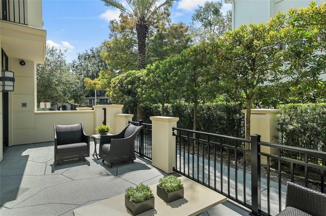 125 S INTERLACHEN AVENUE 1, Winter Park, FL 32789