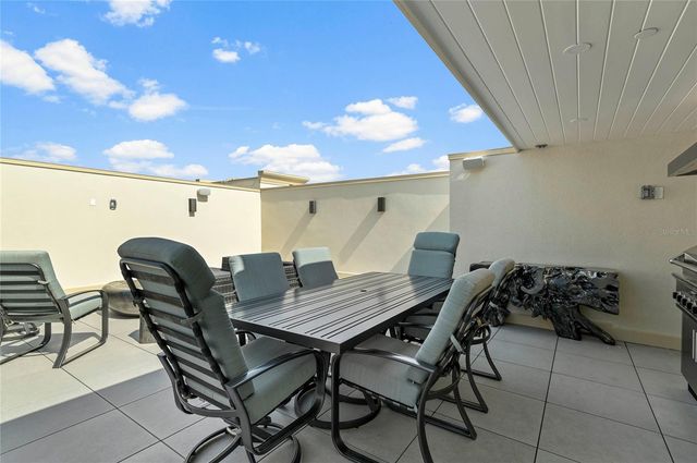 125 S INTERLACHEN AVENUE 1, Winter Park, FL 32789