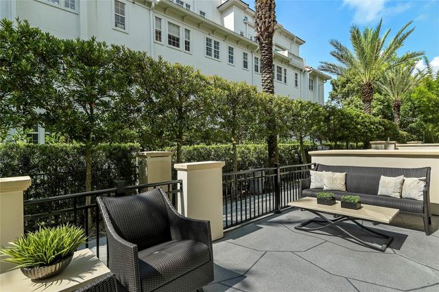 125 S INTERLACHEN AVENUE 1, Winter Park, FL 32789