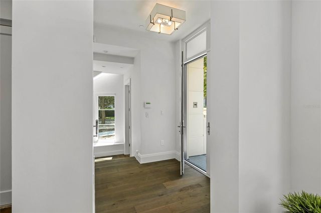 125 S INTERLACHEN AVENUE 1, Winter Park, FL 32789