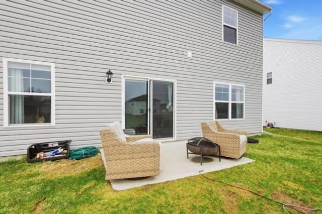 384 Kells Court E, Newark, OH 43055