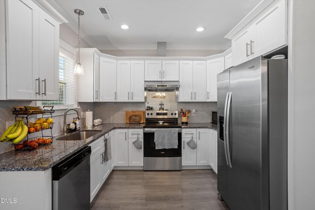17 Tanseyleaf Drive, Smithfield, NC 27577