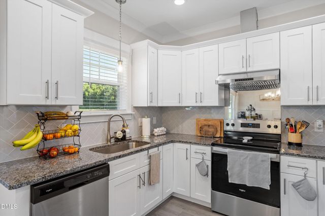 17 Tanseyleaf Drive, Smithfield, NC 27577
