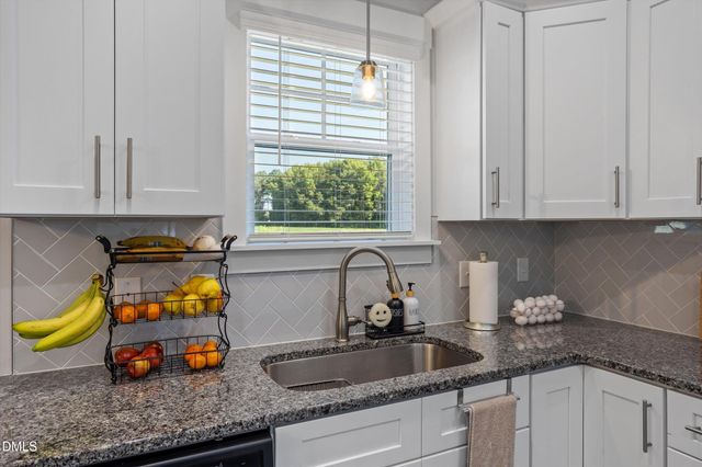 17 Tanseyleaf Drive, Smithfield, NC 27577