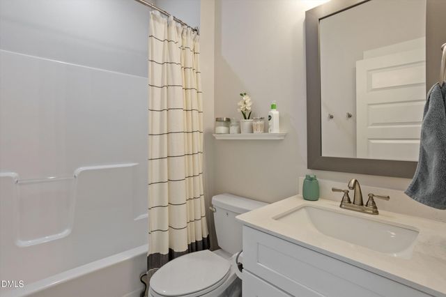 17 Tanseyleaf Drive, Smithfield, NC 27577