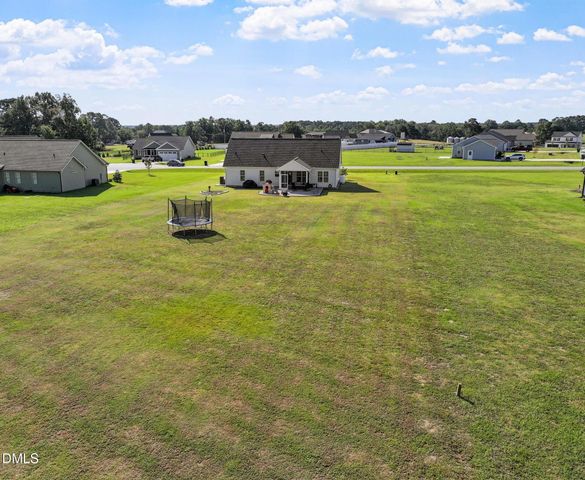 17 Tanseyleaf Drive, Smithfield, NC 27577