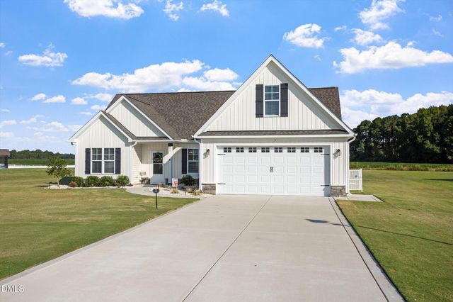 17 Tanseyleaf Drive, Smithfield, NC 27577