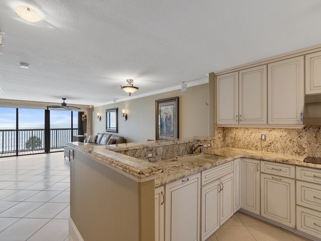 4141 Ocean Drive 507, Vero Beach, FL 32963