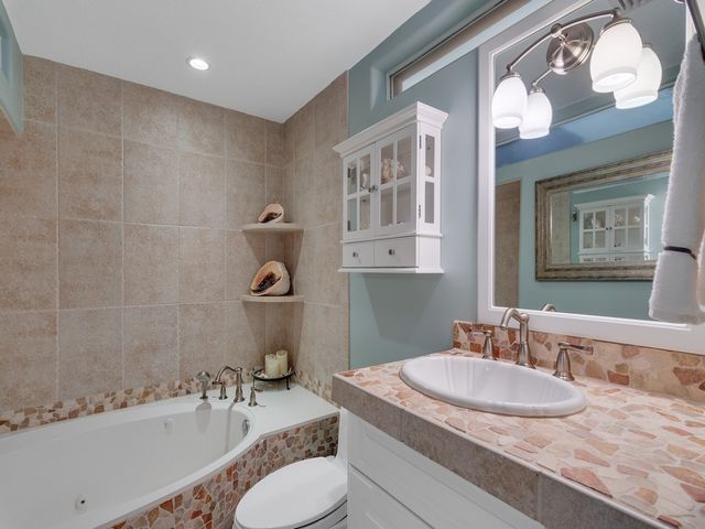 4141 Ocean Drive 507, Vero Beach, FL 32963