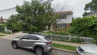214 Park Avenue, New Hyde Park, NY 11040