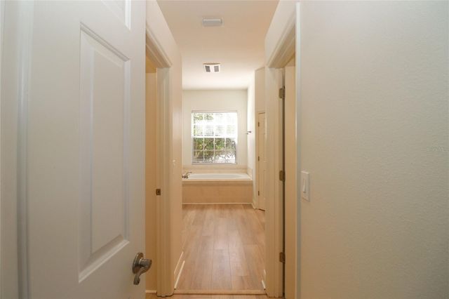 1439 TOWHEE RUN, Oviedo, FL 32765