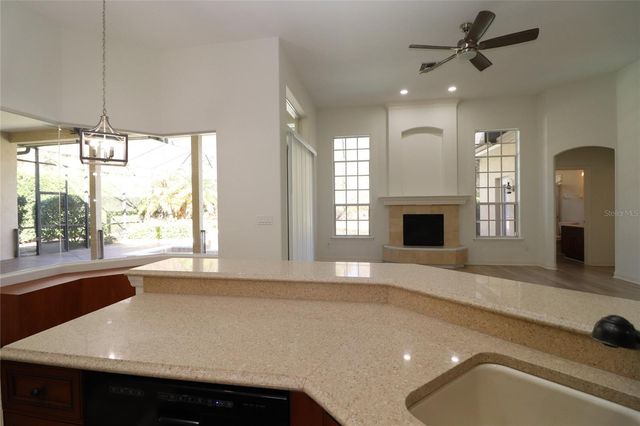 1439 TOWHEE RUN, Oviedo, FL 32765