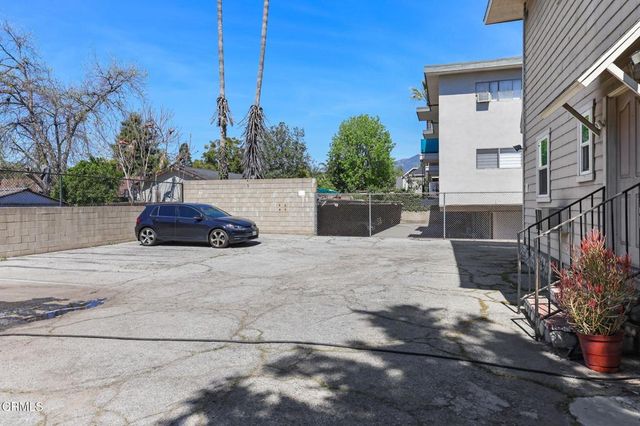 421 N Euclid Avenue, Pasadena, CA 91101