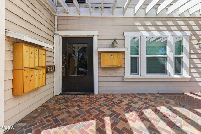 421 N Euclid Avenue, Pasadena, CA 91101