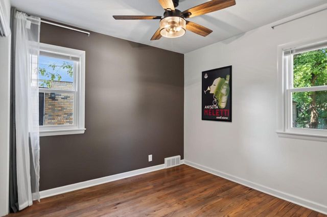 5410 N 54th STREET, Milwaukee, WI 53218