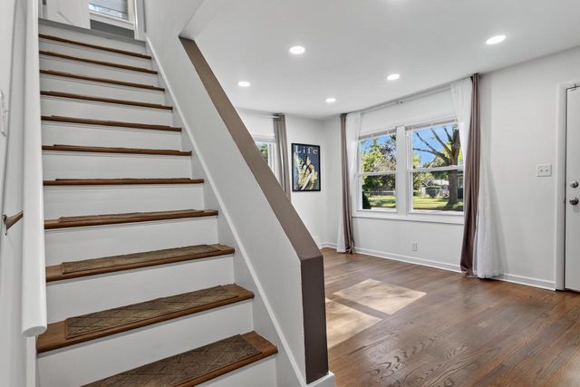 5410 N 54th STREET, Milwaukee, WI 53218