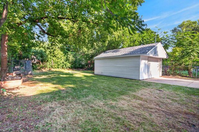 5410 N 54th STREET, Milwaukee, WI 53218