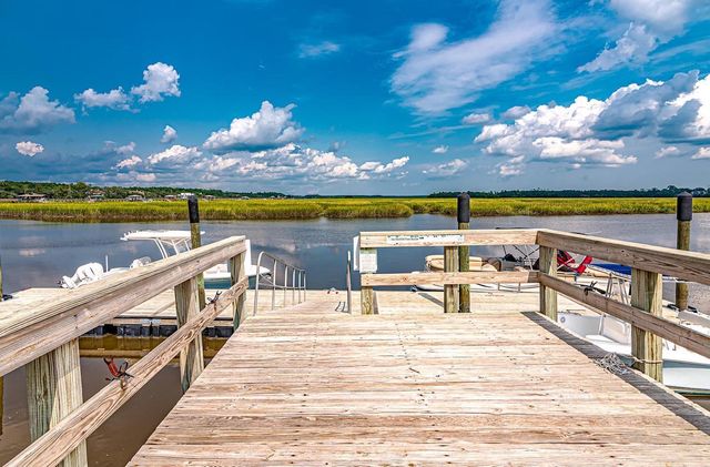 412 Topsail Court, Charleston, SC 29492