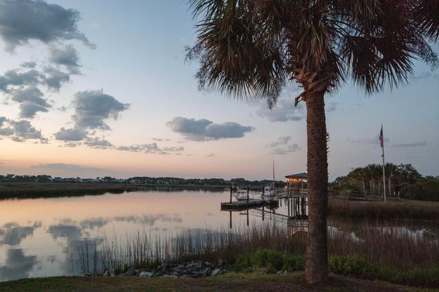 412 Topsail Court, Charleston, SC 29492