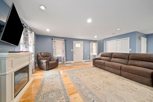 82 Cotton Avenue, Braintree, MA 02184