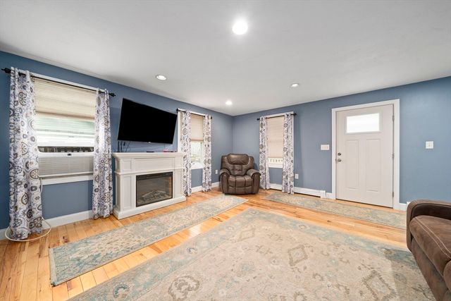 82 Cotton Avenue, Braintree, MA 02184