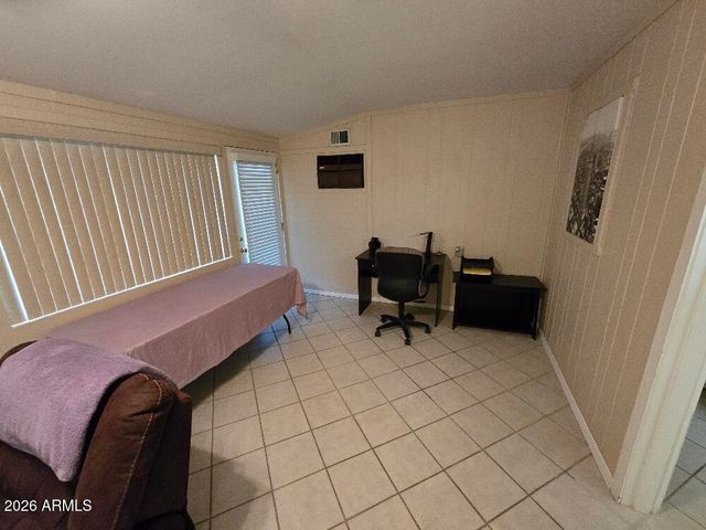 10007 W CLAIR Drive, Sun City, AZ 85351