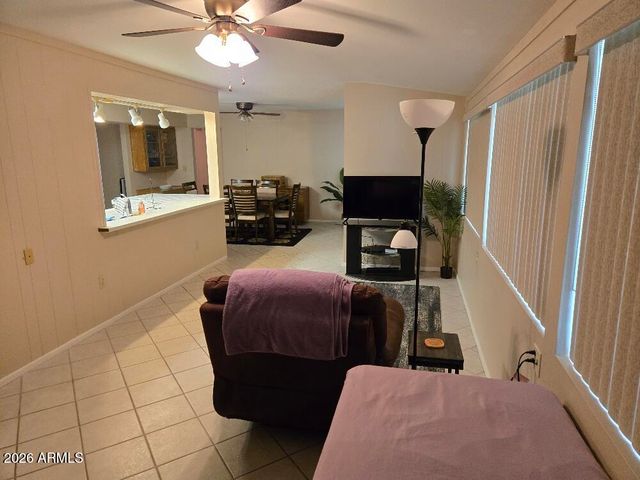 10007 W CLAIR Drive, Sun City, AZ 85351