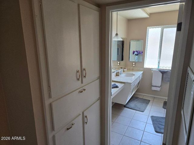 10007 W CLAIR Drive, Sun City, AZ 85351