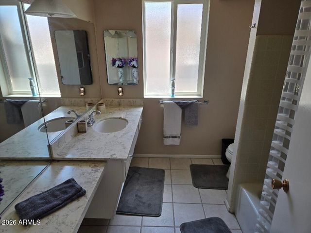 10007 W CLAIR Drive, Sun City, AZ 85351
