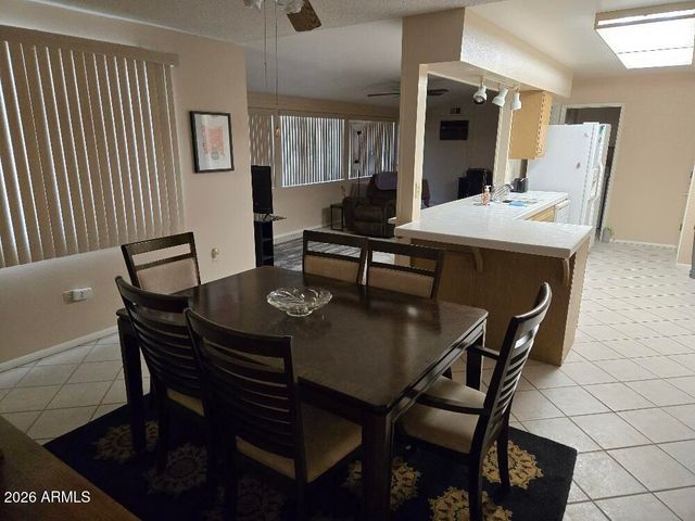 10007 W CLAIR Drive, Sun City, AZ 85351