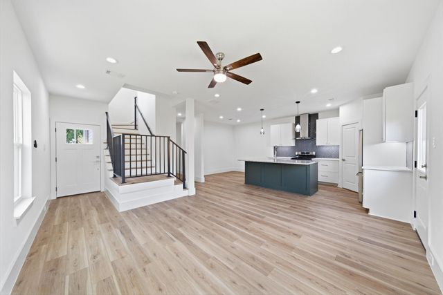 6511 Narcissus Street B, Houston, TX 77087