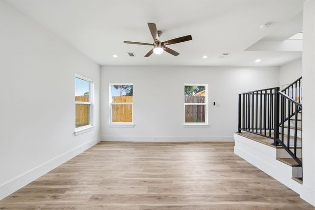 6511 Narcissus Street B, Houston, TX 77087