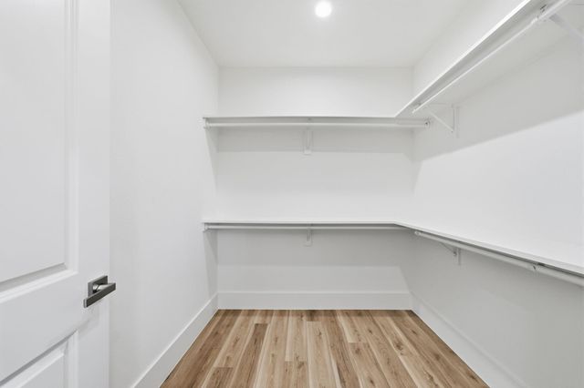 6511 Narcissus Street B, Houston, TX 77087