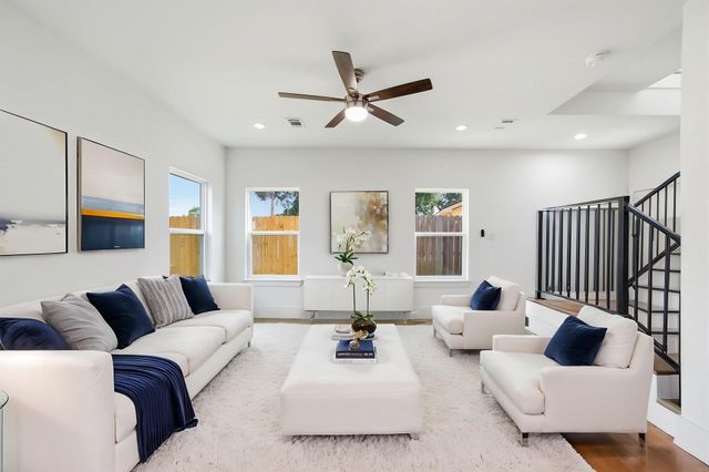 6511 Narcissus Street B, Houston, TX 77087