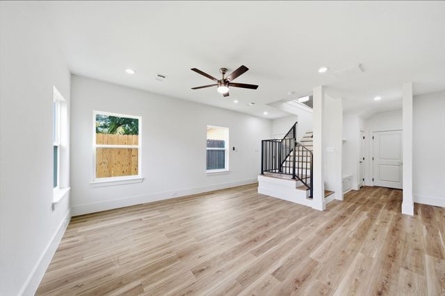 6511 Narcissus Street B, Houston, TX 77087