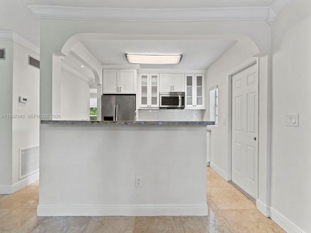 5940 SW 47th St, Miami, FL 33155