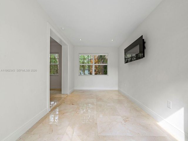 5940 SW 47th St, Miami, FL 33155