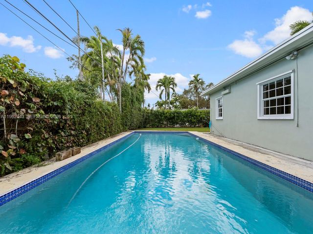 5940 SW 47th St, Miami, FL 33155