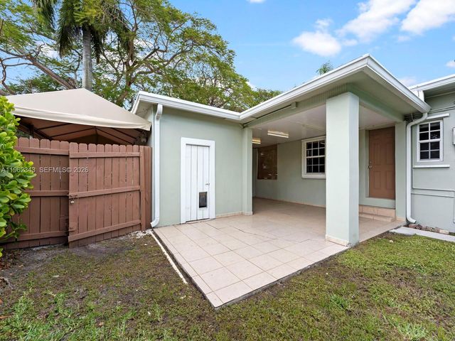 5940 SW 47th St, Miami, FL 33155