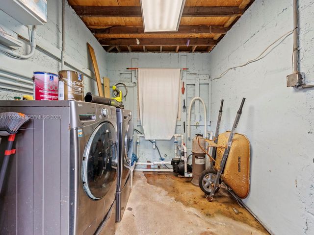 5940 SW 47th St, Miami, FL 33155