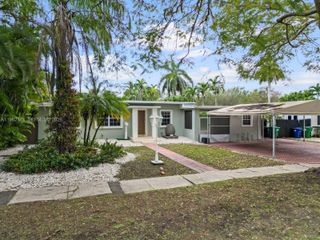 5940 SW 47th St, Miami, FL 33155