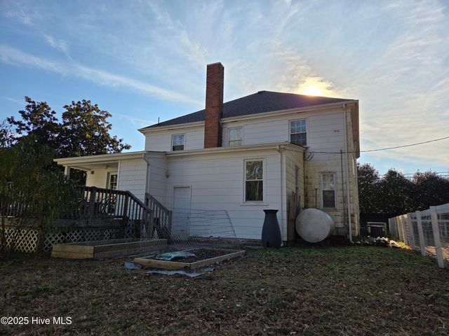 6047 Caratoke Highway, Poplar Branch, NC 27965