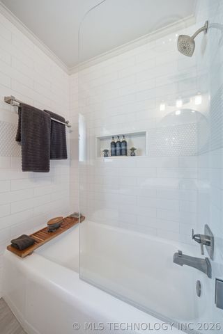 5643 S Yorktown Place, Tulsa, OK 74105