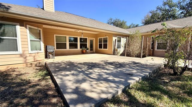 1027 Stagecoach TRL, San Marcos, TX 78666