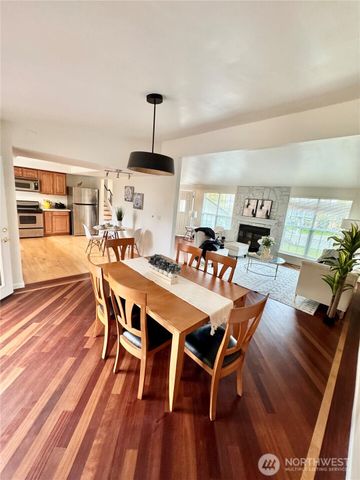 12821 87th Avenue NE, Kirkland, WA 98034