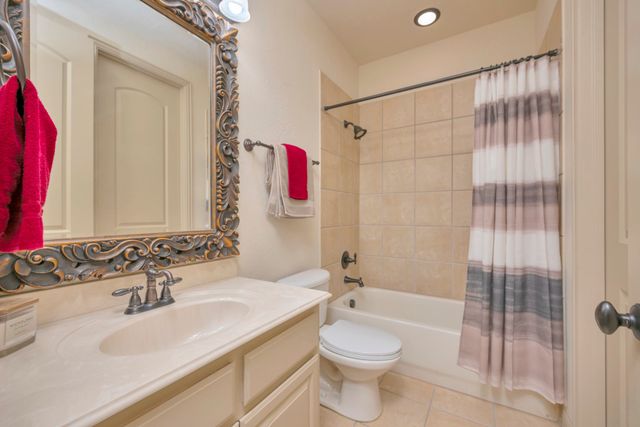 9144 Parson Drive, Lantana, TX 76226